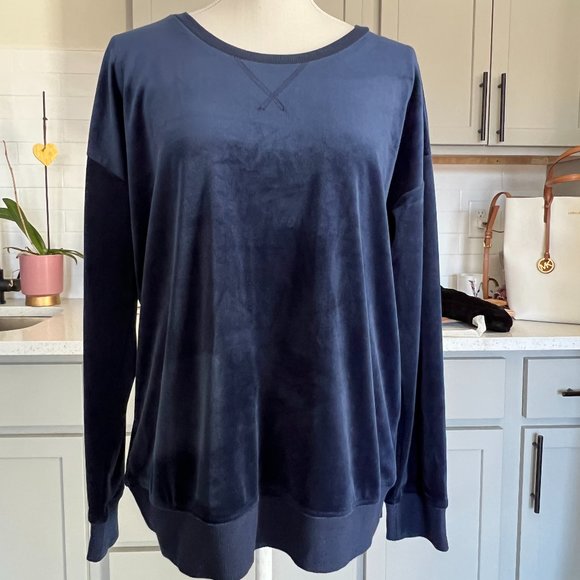 Crown and Ivy  Navy Velour Pullover Size Large NWT - Picture 3 of 9